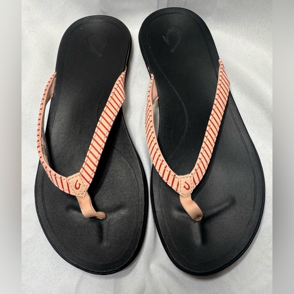 OLUKAI Ho'opio Leather Women's Beach Sandals- pink Sea Salt Stripe- 9